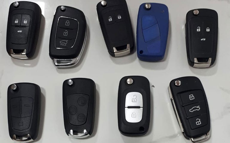 Araç Kumanda Kabı Değişimi, Görükle Çilingir, görükle çilingirci, görükle anahtarcı, görükle, görükle anahtar kopyalama, görükle anahtar çoğaltma, görükle anahtar bastırma, görükle kilit, görükle kilit açma, bursa çilingir, görükle 7/24 çilingir, görükle acil çilingir, kayapa çilingir, hasanağa çilingir, balkan çilingir, kurtuluş çilingir